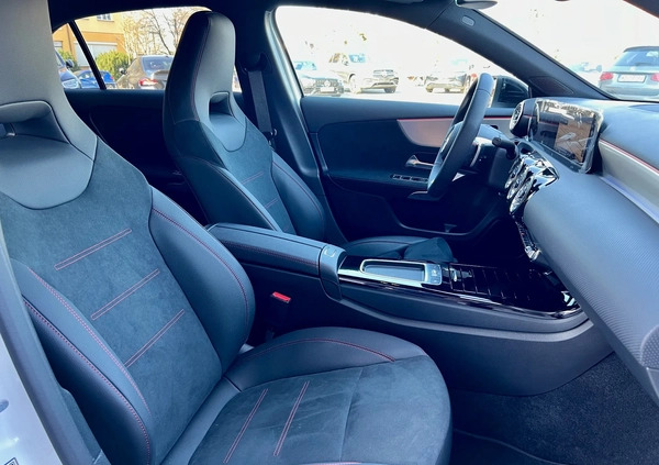 Mercedes-Benz Klasa A cena 185900 przebieg: 5000, rok produkcji 2023 z Warszawa małe 172